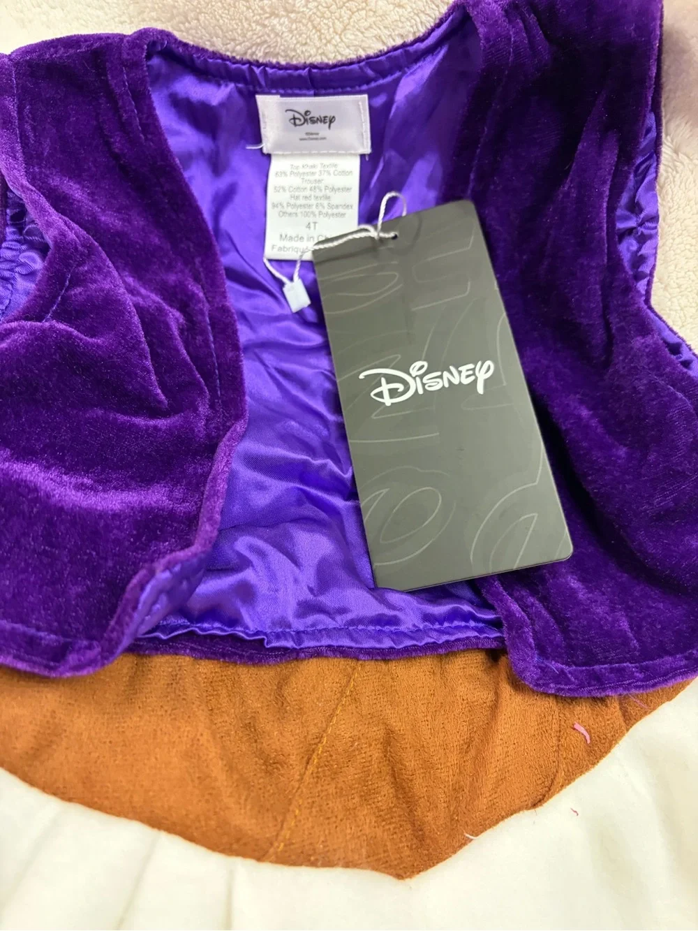 Disney costume. Super soft. - Picture 3 of 4